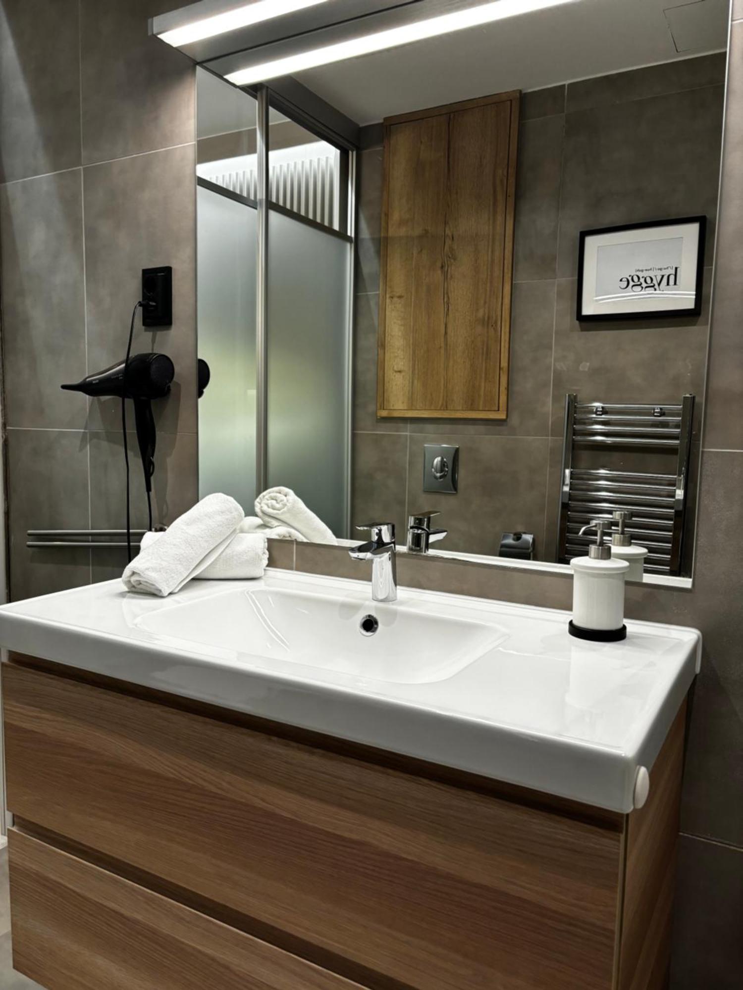 K40 Residence, With Pool On The Top! Budapest Ngoại thất bức ảnh